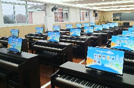 �������������������ǻ��������B(y��ng)�������M�����Ĵ���W���ٌ��С�W������·У�^(q��)��